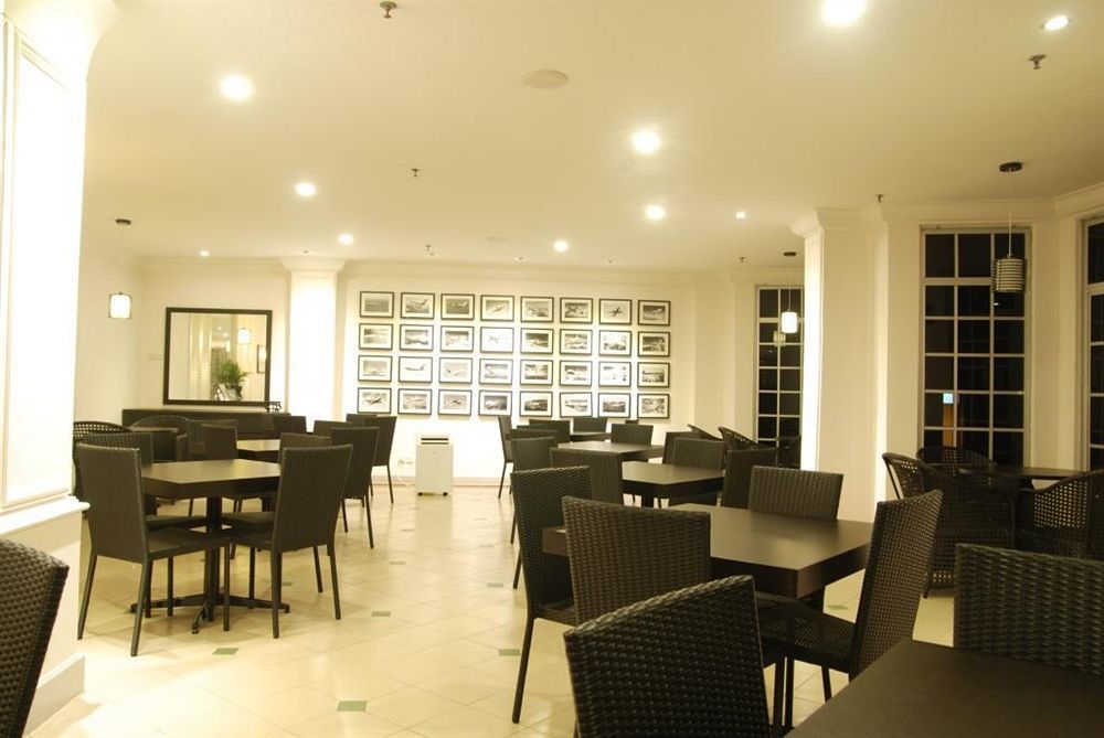 贝拉维斯塔快捷酒店 珍南海滩 外观 照片